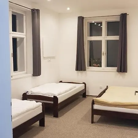 V Soukromi - Meran Apartman